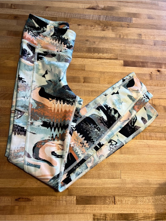 Under Armour Pants - Under Armour Abstract Print Leggings in Pastel Multicolor